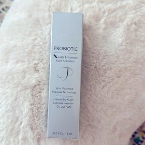 Dr Lili Fan Probiotic lash enhancer